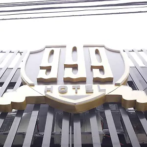 Hotel 999, Ángeles